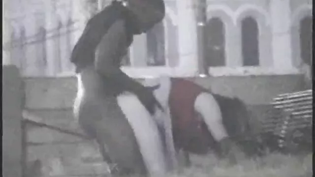 با سکس زوری با مادر PamelaQ اغواکننده StasyQ رابطه جنسی داشته باشید