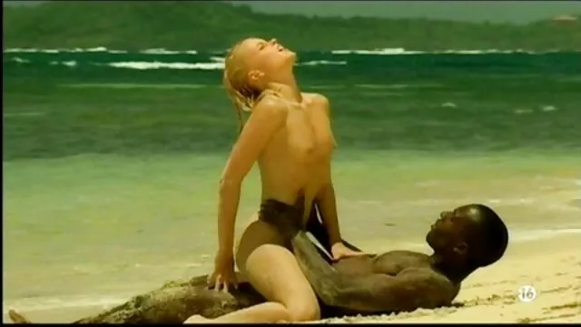 ویدیوی Handjob با Hot Alycia Starr سکس دزد زوری از Bang Bros