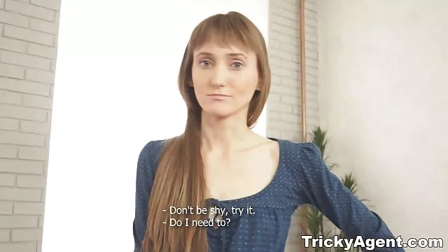 صحنه عکس زوری سکس برای پول با ویویان گریس زیبا از فیلم Dirty Flix